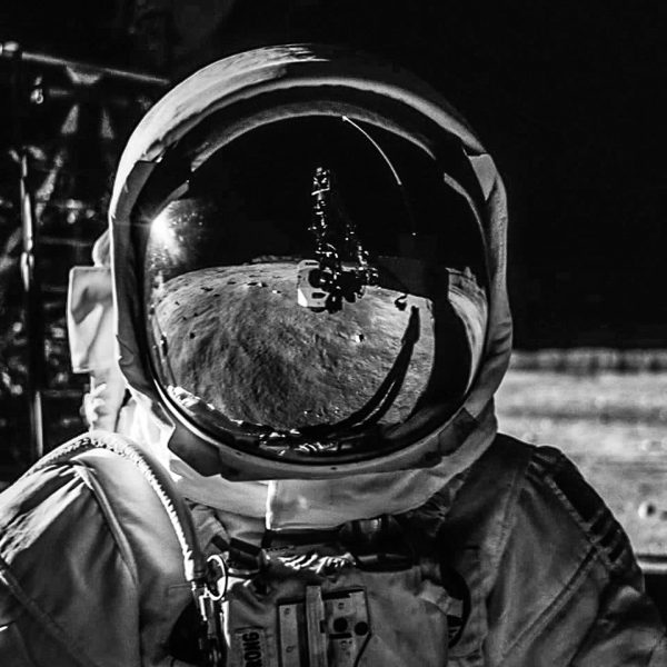 first-man-vfx-feat-image-astronaught-moon
